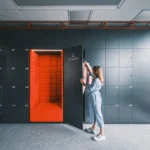 Smart verstaut: Warum moderne Schließfächer mehr können als nur absperren