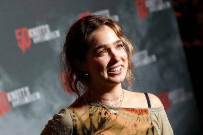 Haley Lu Richardson: der Vielseitigkeit des aufsteigenden Ruhms