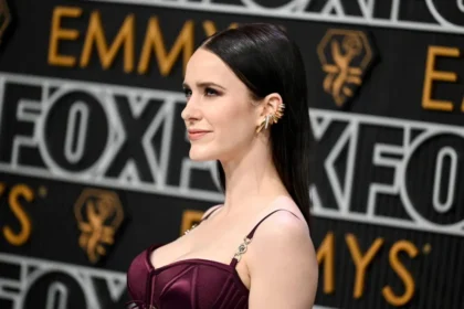 Rachel Brosnahan: strahlende Königin der modernen Serienwelt
