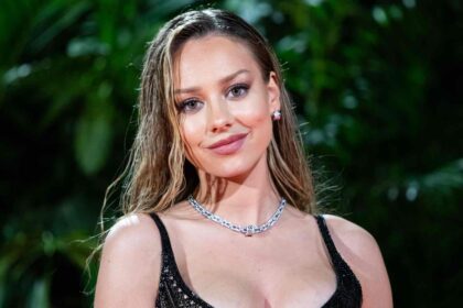 Ester Expósito: Die strahlende Königin des spanischen Fernsehens